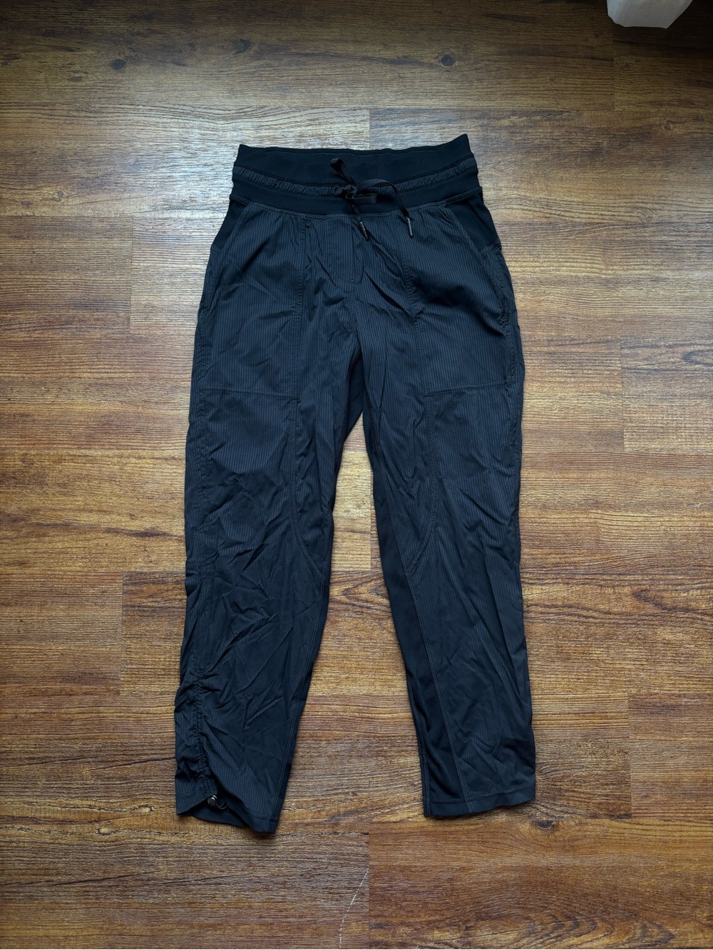Lululemon Dance Studio Cropped Jogger
